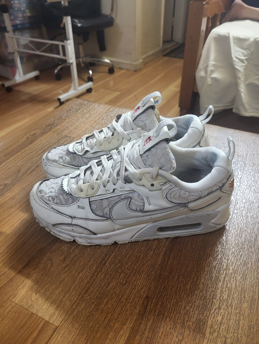 Nike Women's Air Max 90 Futura "Give Her Flowers" (FZ3777-133) Size 9